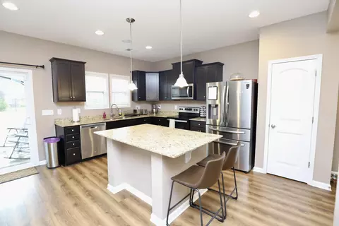 Kitchen - 500 Kittiwake Ln, Sumter, SC 29150 photo 4 of 4