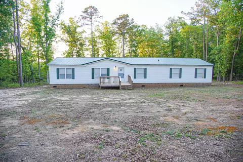 8085 Meeting House Rd, Dalzell, SC 29040