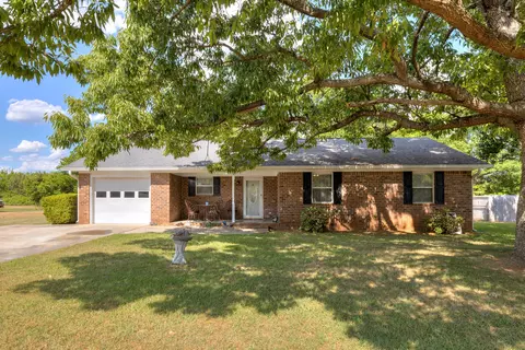 3325 Bluff St, Dalzell, SC 29040