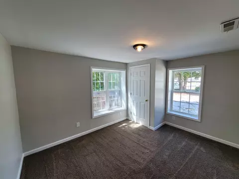 Bedroom - 334 Queen St, Sumter, SC 29150 photo 2 of 3