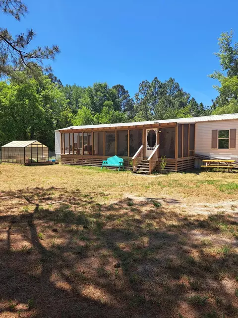 270 Migrant Camp Rd, Batesburg-leesville, SC 29006