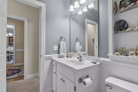 Bath - 735 Windrow Dr, Sumter, SC 29150 photo 9 of 10