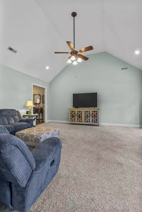 Living - 735 Windrow Dr, Sumter, SC 29150 photo 2 of 2