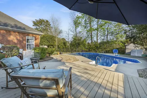 Exterior - 735 Windrow Dr, Sumter, SC 29150 photo 8 of 18