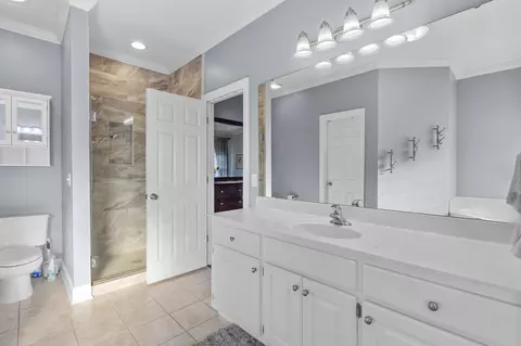 Bath - 735 Windrow Dr, Sumter, SC 29150 photo 6 of 10