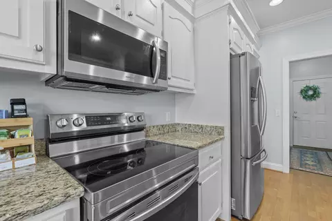 Kitchen - 735 Windrow Dr, Sumter, SC 29150 photo 3 of 5