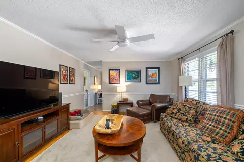 Living - 229 Burns Dr, Sumter, SC 29150 photo 3 of 4