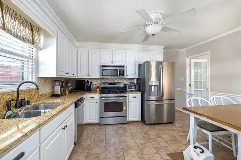Kitchen - 229 Burns Dr, Sumter, SC 29150 photo 2 of 3
