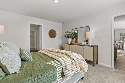 Bedroom - 2365 Daylilly St, Sumter, SC 29153 photo 2 of 5