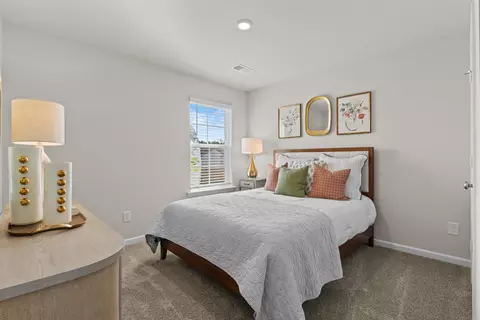 Bedroom - 2365 Daylilly St, Sumter, SC 29153 photo 4 of 5