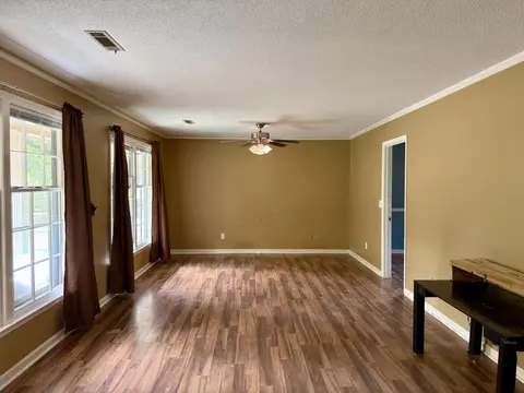 Living - 1240 Devonshire Dr, Sumter, SC 29154 photo 1 of 8