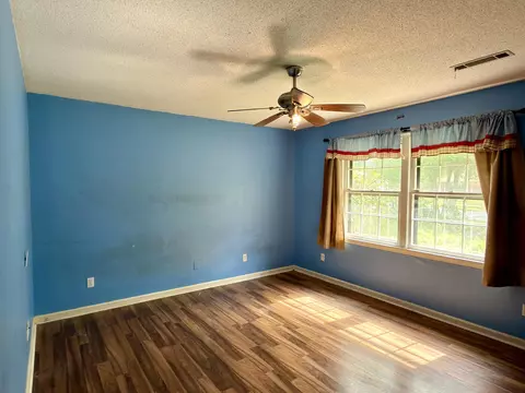 Bedroom - 1240 Devonshire Dr, Sumter, SC 29154 photo 2 of 5