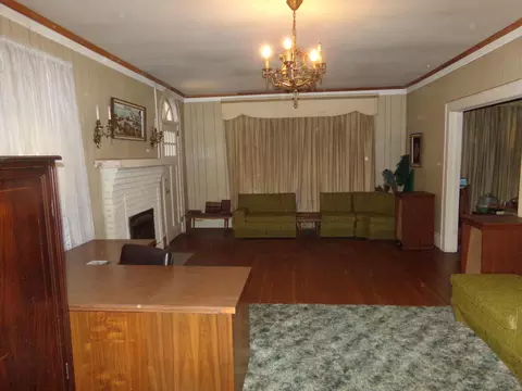 7 E Charlotte Ave, Sumter, SC 29150 photo 4