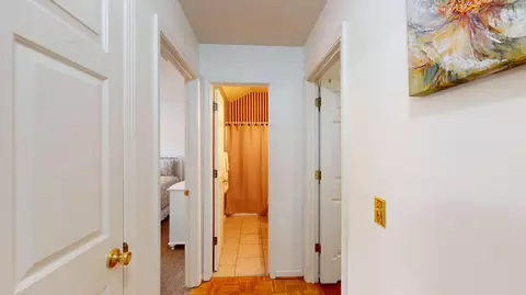 Entry Way - 986 Dover Cir, Sumter, SC 29154 photo 3 of 4