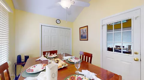 Dining - 986 Dover Cir, Sumter, SC 29154 photo 4 of 6