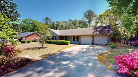 986 Dover Cir, Sumter, SC 29154