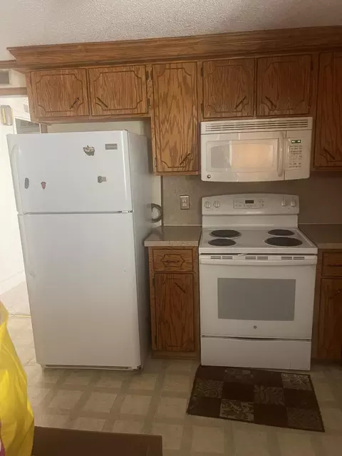 Kitchen - 201 Webb Ave, Sumter, SC 29150 photo 1 of 3