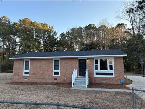 362 Mooneyham Rd, Sumter, SC 29153