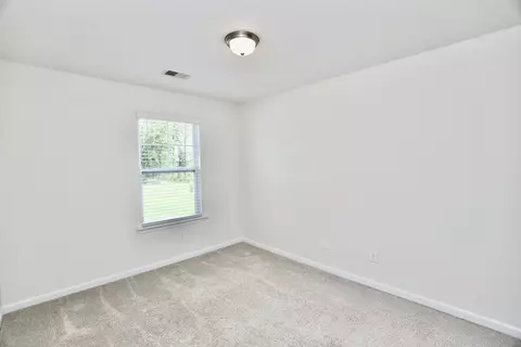 Bedroom - 2943 Old Field Rd, Sumter, SC 29150 photo 8 of 12