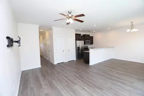 Living - 2943 Old Field Rd, Sumter, SC 29150 photo 2 of 7