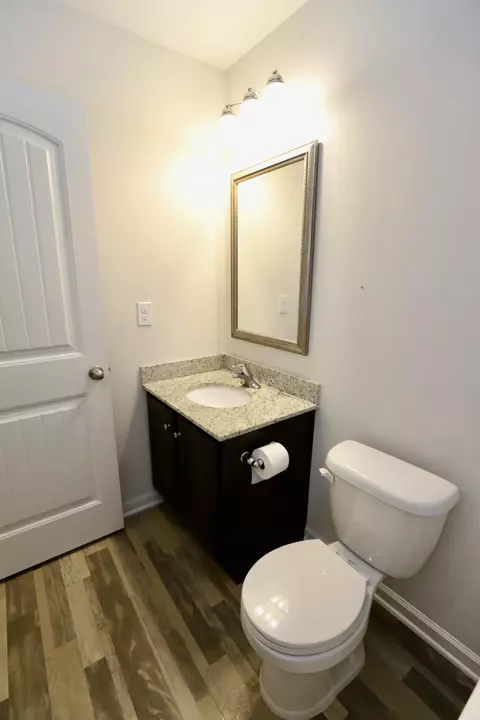 Bath - 2943 Old Field Rd, Sumter, SC 29150 photo 4 of 8