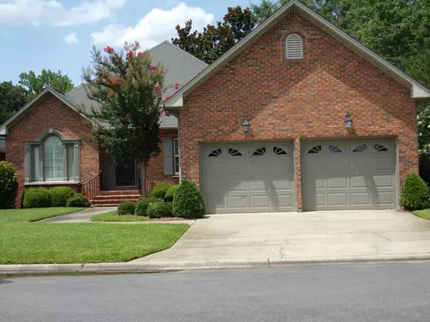 Exterior - 755 E Glouchester Dr, Sumter, SC 29150 photo 2 of 9