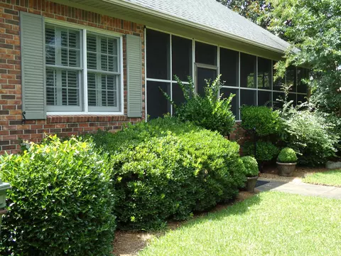 Exterior - 755 E Glouchester Dr, Sumter, SC 29150 photo 6 of 9