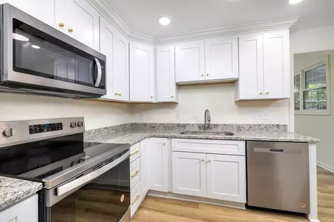 Kitchen - 34 Baker St, Sumter, SC 29150 photo 1 of 5