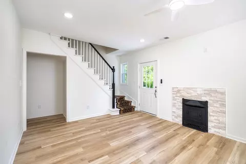 Living - 34 Baker St, Sumter, SC 29150 photo 1 of 4