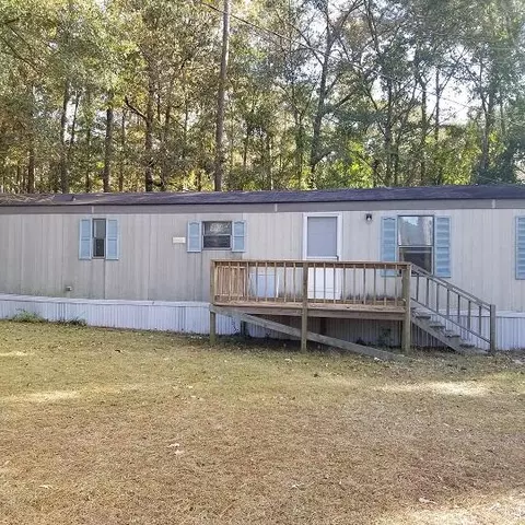 1464 Kenwood Rd, Manning, SC 29102