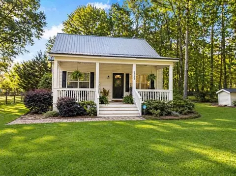1722 Kenwood Rd, Manning, SC 29102