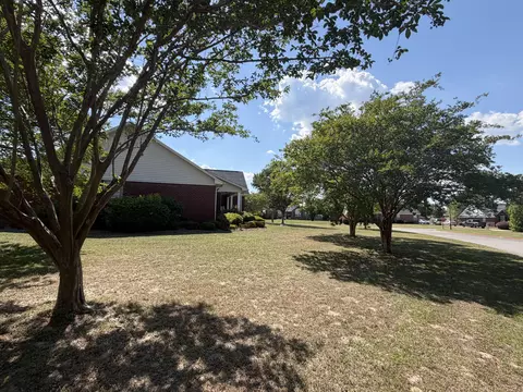 Exterior - 1205 Malone Dr, Sumter, SC 29154 photo 9 of 11