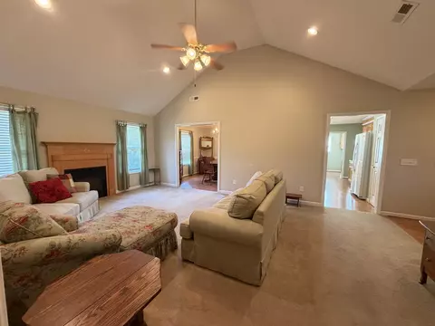 Living - 1205 Malone Dr, Sumter, SC 29154 photo 4 of 4