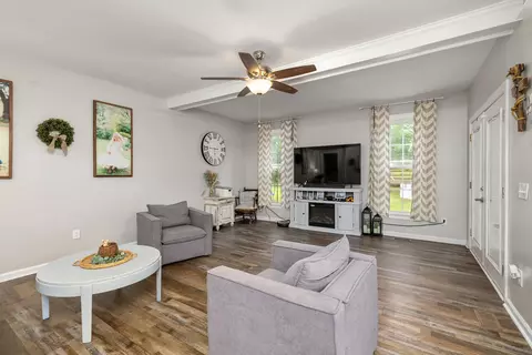 Living - 1436 Britton Rd, Sumter, SC 29153 photo 1 of 1