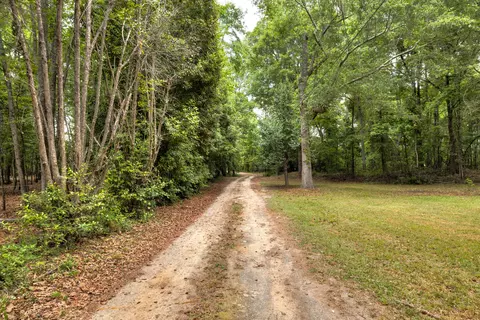 Exterior - 1436 Britton Rd, Sumter, SC 29153 photo 1 of 17