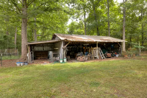 Exterior - 1436 Britton Rd, Sumter, SC 29153 photo 13 of 17