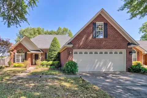 2980 Foxcroft Cir, Sumter, SC 29154