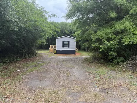 6541 June Burn Rd, Manning, SC 29102