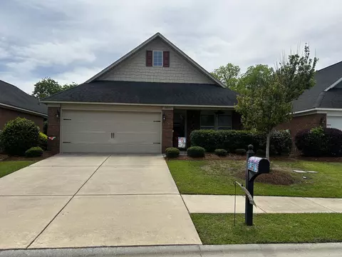 2874 Girard Dr, Sumter, SC 29150