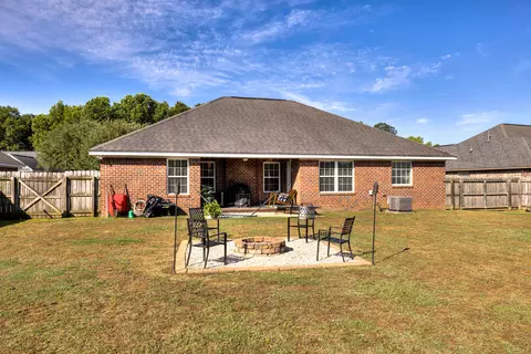 Exterior - 2874 Foxcroft Cir, Sumter, SC 29154 photo 3 of 7