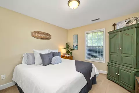 Bedroom - 2874 Foxcroft Cir, Sumter, SC 29154 photo 3 of 5