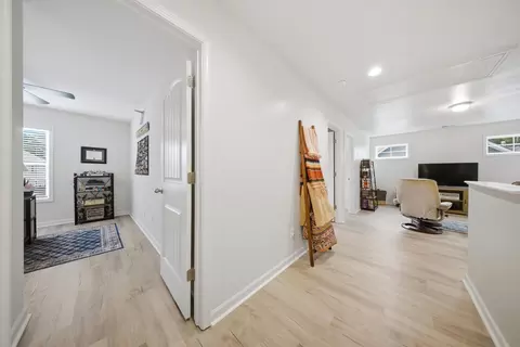 Entry Way - 201 Masters Dr, Sumter, SC 29154 photo 4 of 6