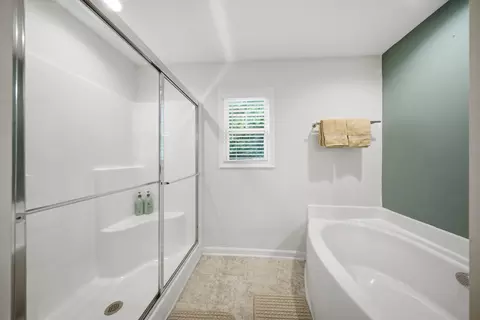 Bath - 201 Masters Dr, Sumter, SC 29154 photo 4 of 4