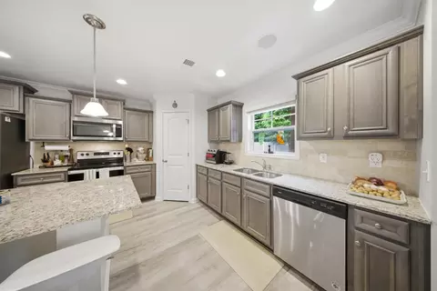 Kitchen - 201 Masters Dr, Sumter, SC 29154 photo 2 of 2