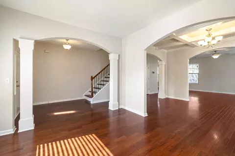 Living - 935 Cormier Dr, Sumter, SC 29154 photo 2 of 5