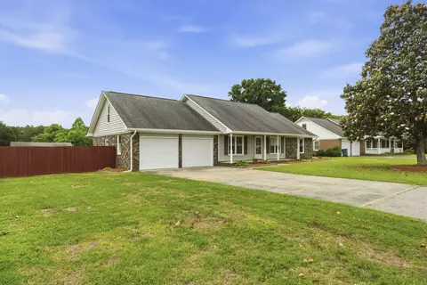 Exterior - 240 Hidden Bay Dr, Sumter, SC 29154 photo 1 of 9