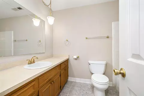 Bath - 751 Bay Springs Dr, Sumter, SC 29154 photo 1 of 3