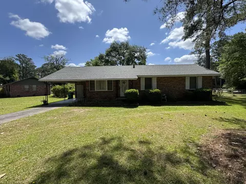 1020 E Sherwood Dr, Sumter, SC 29153