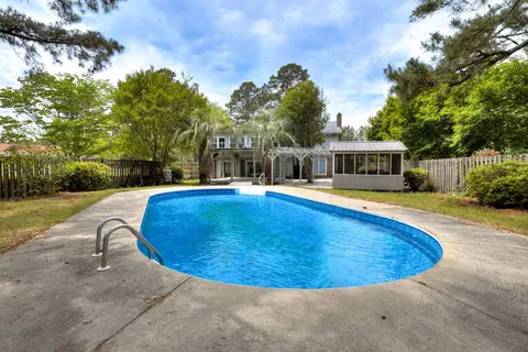 2001 Beckwood Rd, Sumter, SC 29153