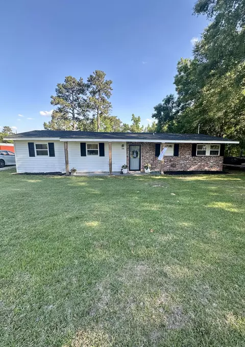 10985 Hemingway Hwy, Kingstree, SC 29556